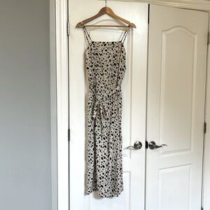 NWT Veronica M Black and White dot cropped jumpsuit. Adj. straps. Tie waist.